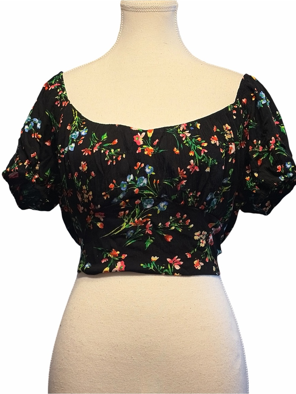Ambiance Black Floral Puff-Sleeve Crop Top